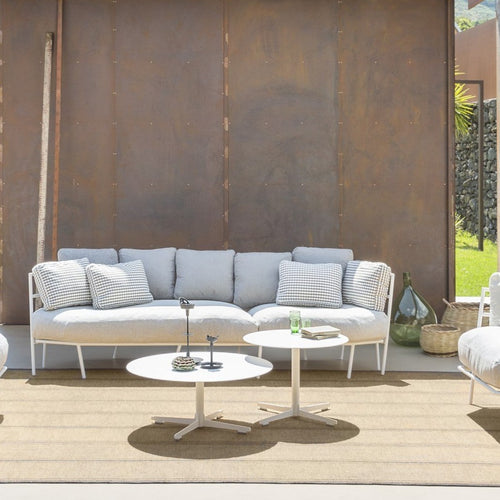 Outdoor Sofas & Sectionals