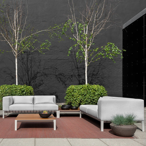 Outdoor Lounge