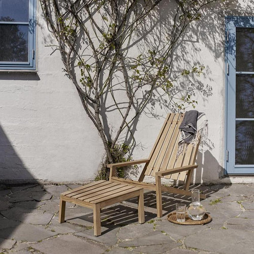 Outdoor Lounge Chairs