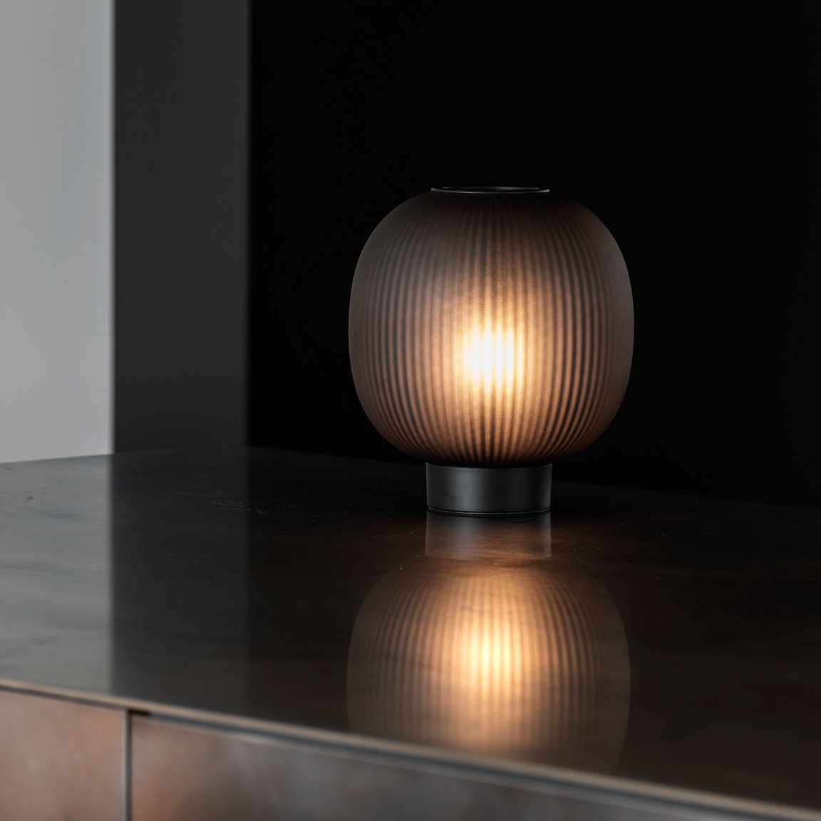 Bloom Table Light Lighting Resident