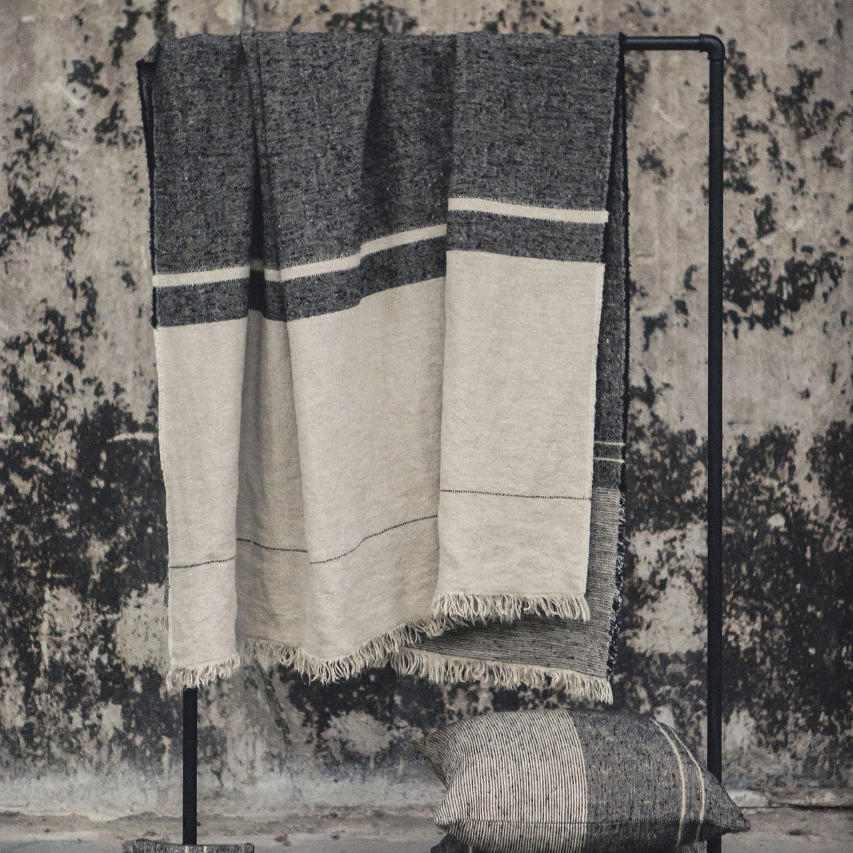 Francis Throw Pillows & Throws Libeco